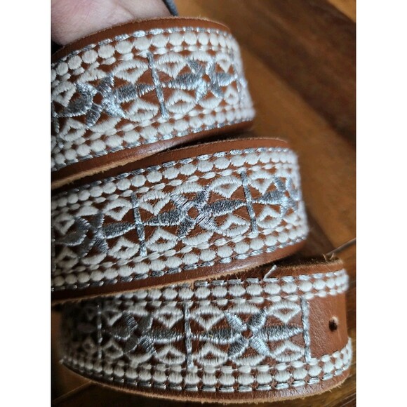Lucky Brand Women’s Leather Belt XS Embroidered Boho Western Cowgirl - Picture 5 of 11